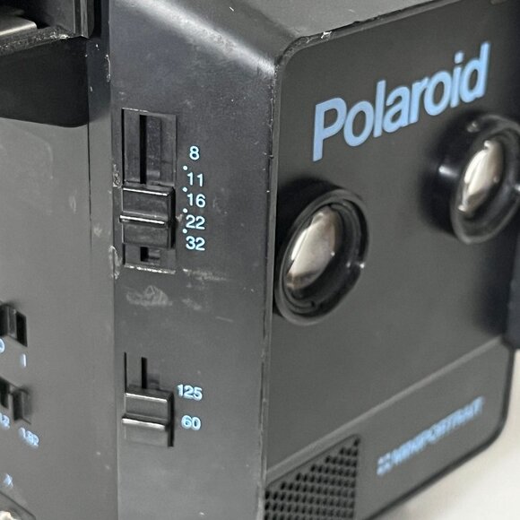 Polaroid Minipassport Model 203 Instant Film Camera As-Is Vinatge Display. - Picture 12 of 15